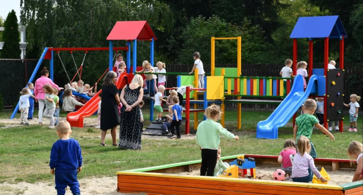 Inwestycje, place zabaw Miejskim Przedszkolu Żyrardowie! - zdjęcie, fotografia
